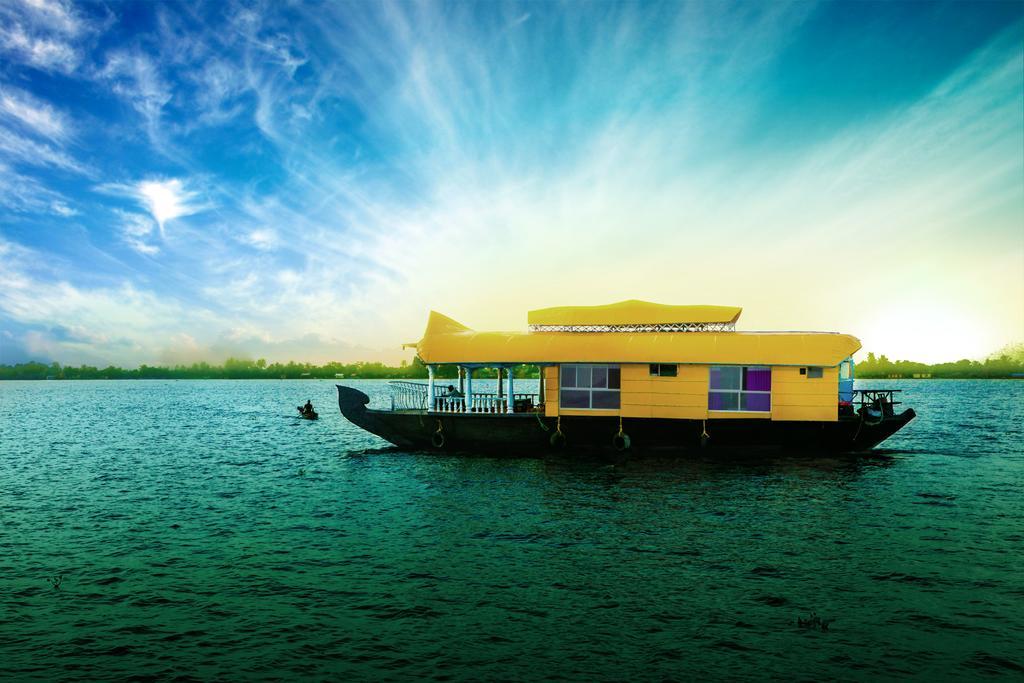 Sreekrishna Houseboat C/O Sreekrishna Ayurveda Panchakarma Centre Otel Alappuzha Oda fotoğraf